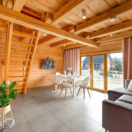 山林小屋 Bajkowe