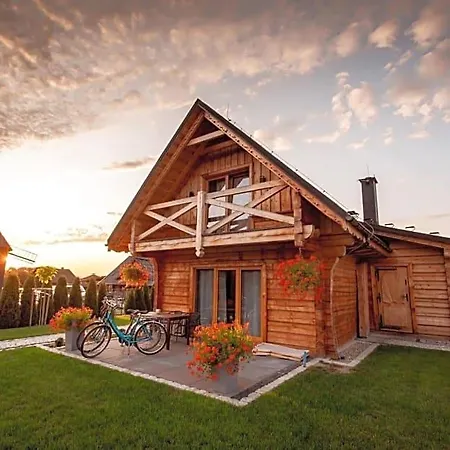 Bajkowe Lodge *
