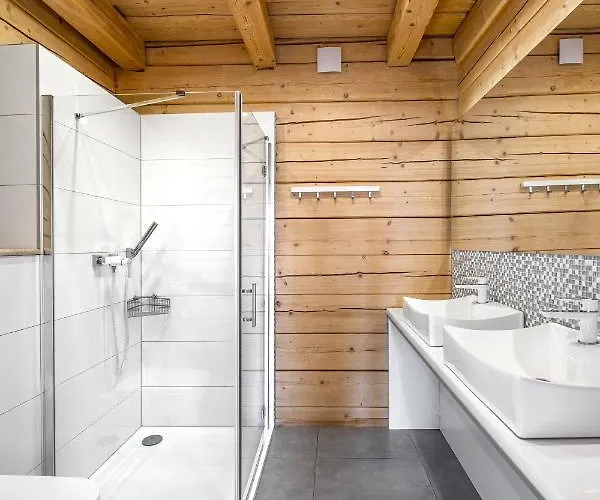 Bajkowe 山林小屋 *